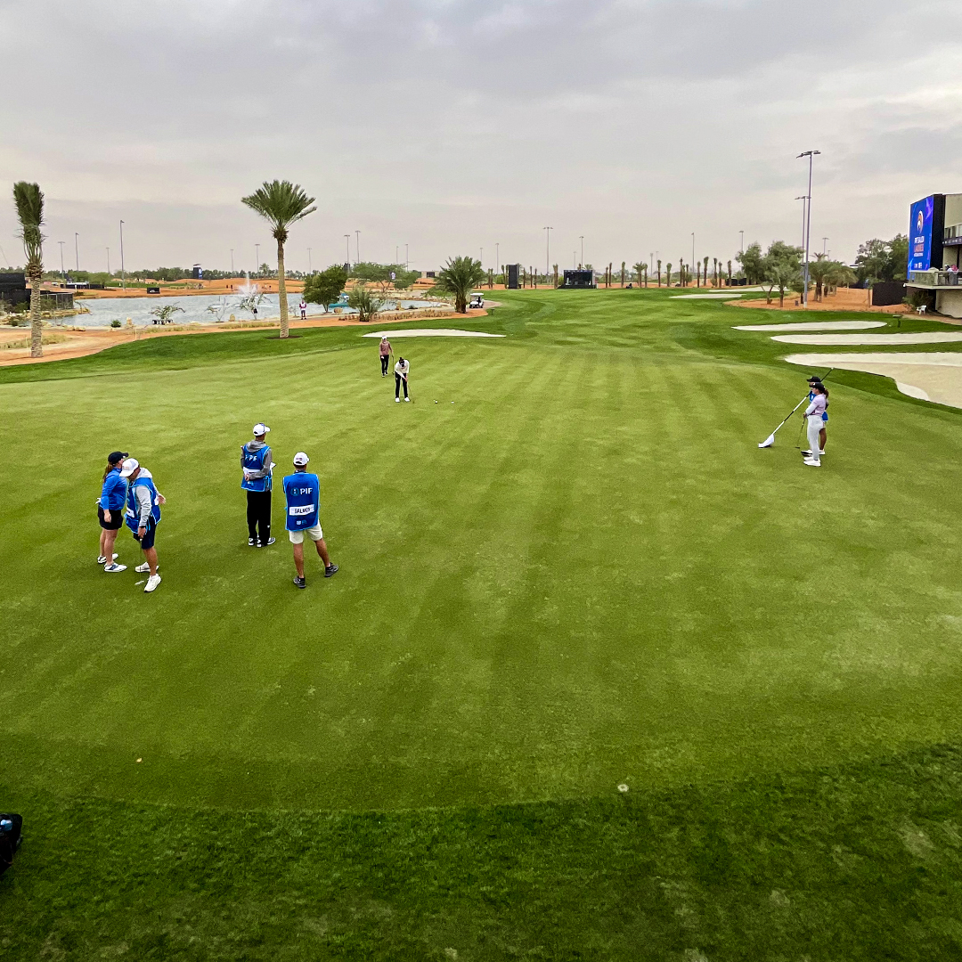 TourTurf® EWS Respond® Extreme Warm Season Wetting Agent